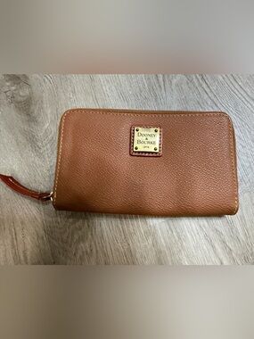 Dooney & Bourke Brown Pebbled Leather Continental Wallet with Gold Plaque